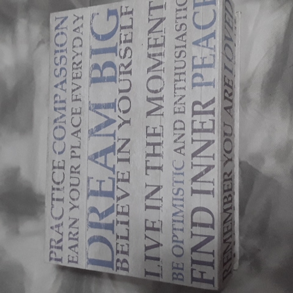 Motivational box with magnetic closure. 12.5"x9". 3.25" deep